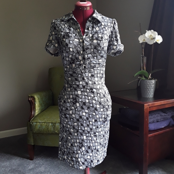 DVF Diane Von Furstenberg 100% silk dress - Picture 3 of 7